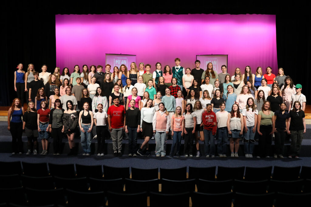Cast photo of Mean Girls Jr.